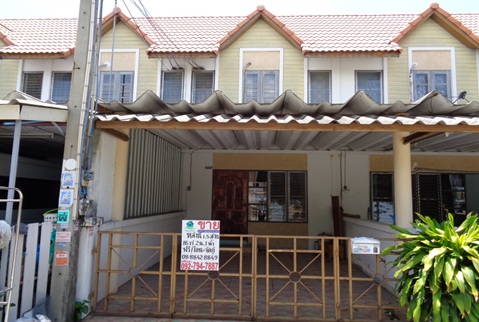 ขาย ทาวน์เฮ้าส์2ชั้น ขนาด23 ตร.วา หมู่บ้านแฟมิลี่แลนด์